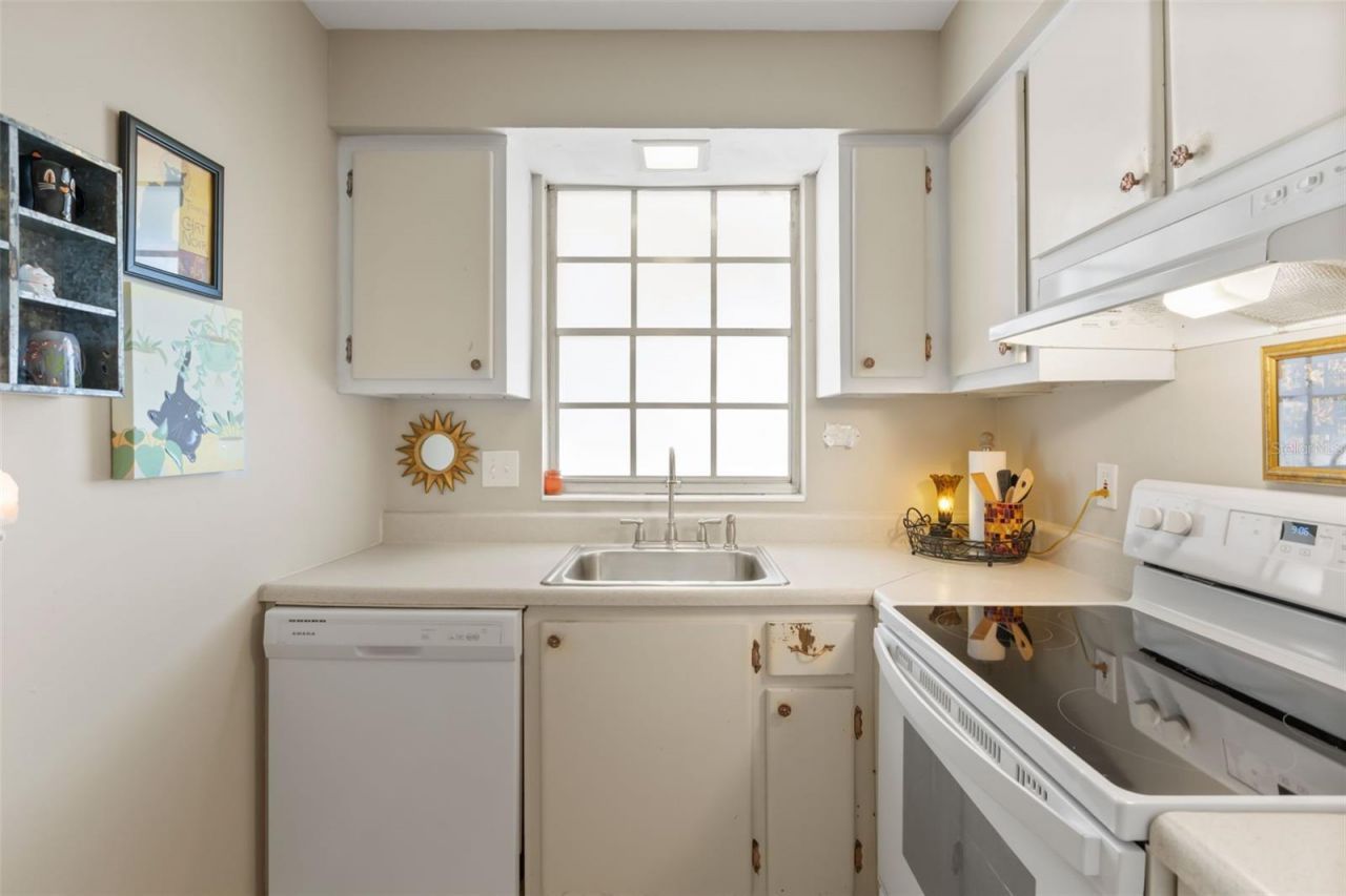 1250 S Denning Drive, Unit 109, Winter Park, FL 32789 Photo