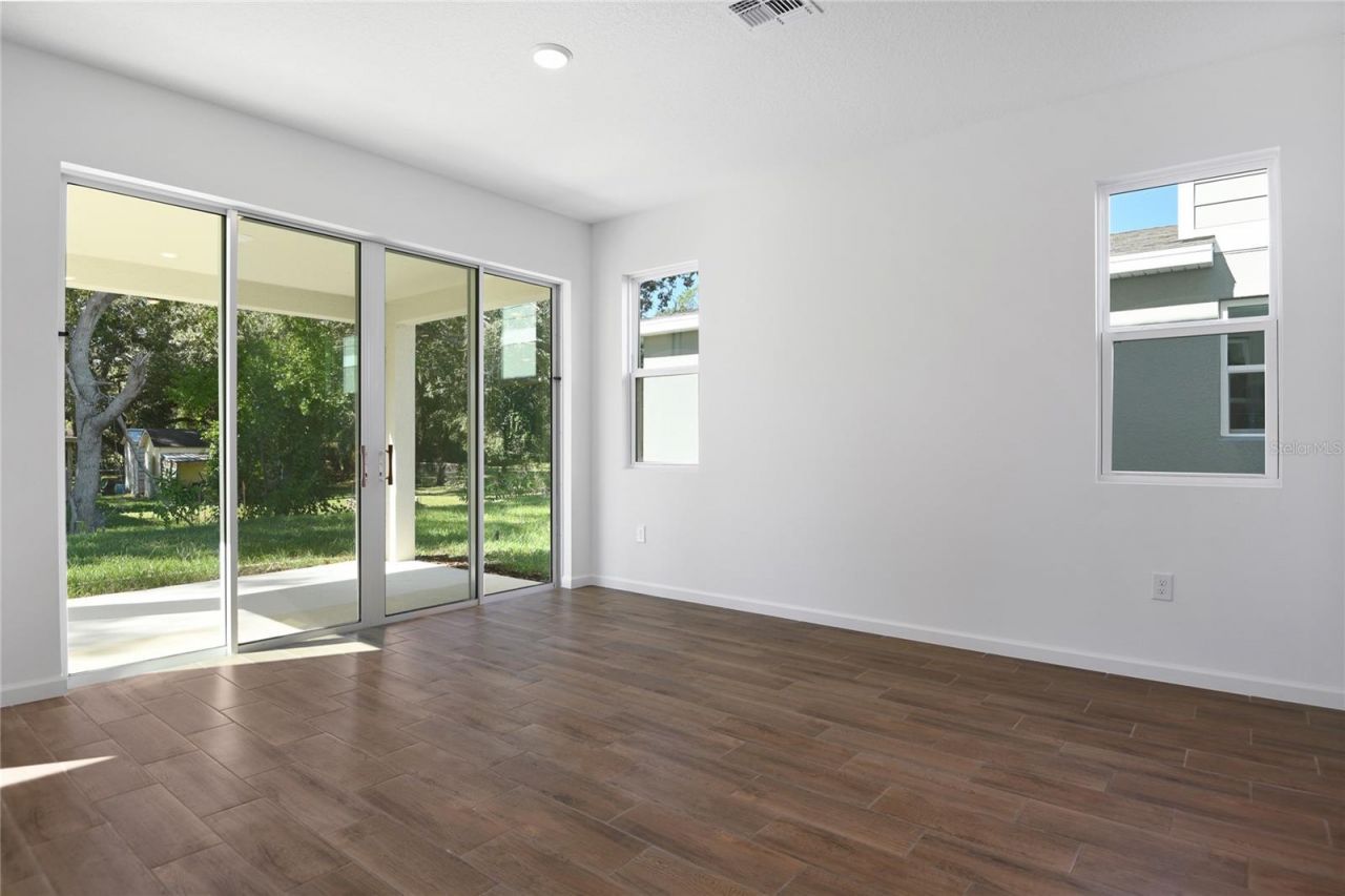 716 Lake Dell Avenue , Dundee, FL 33838 Photo