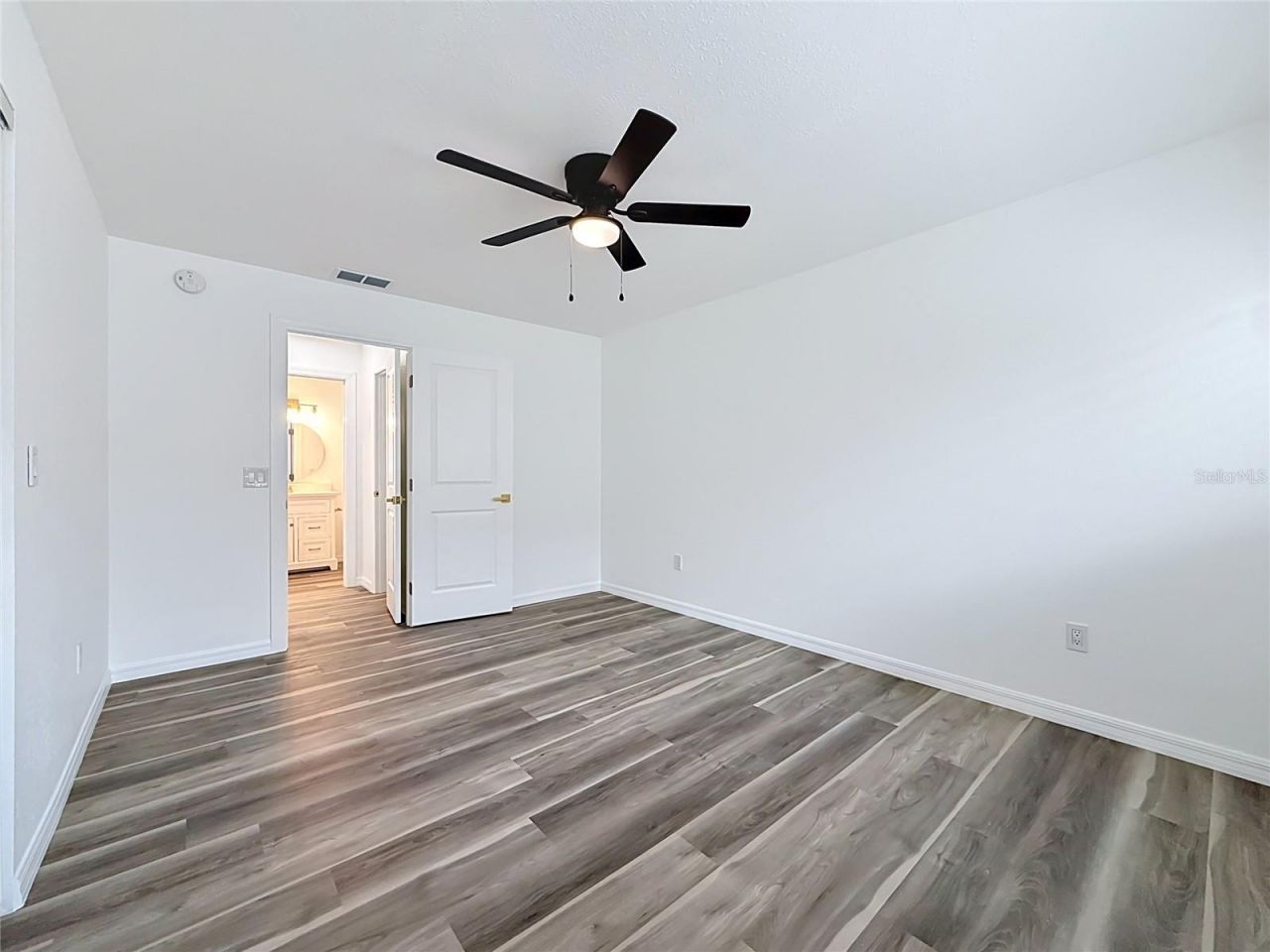 8454 Austin N, Pinellas Park, FL 33781 Photo