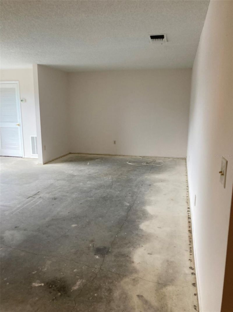 7975 58th Avenue N, Unit 408, Saint Petersburg, FL 33709 Photo