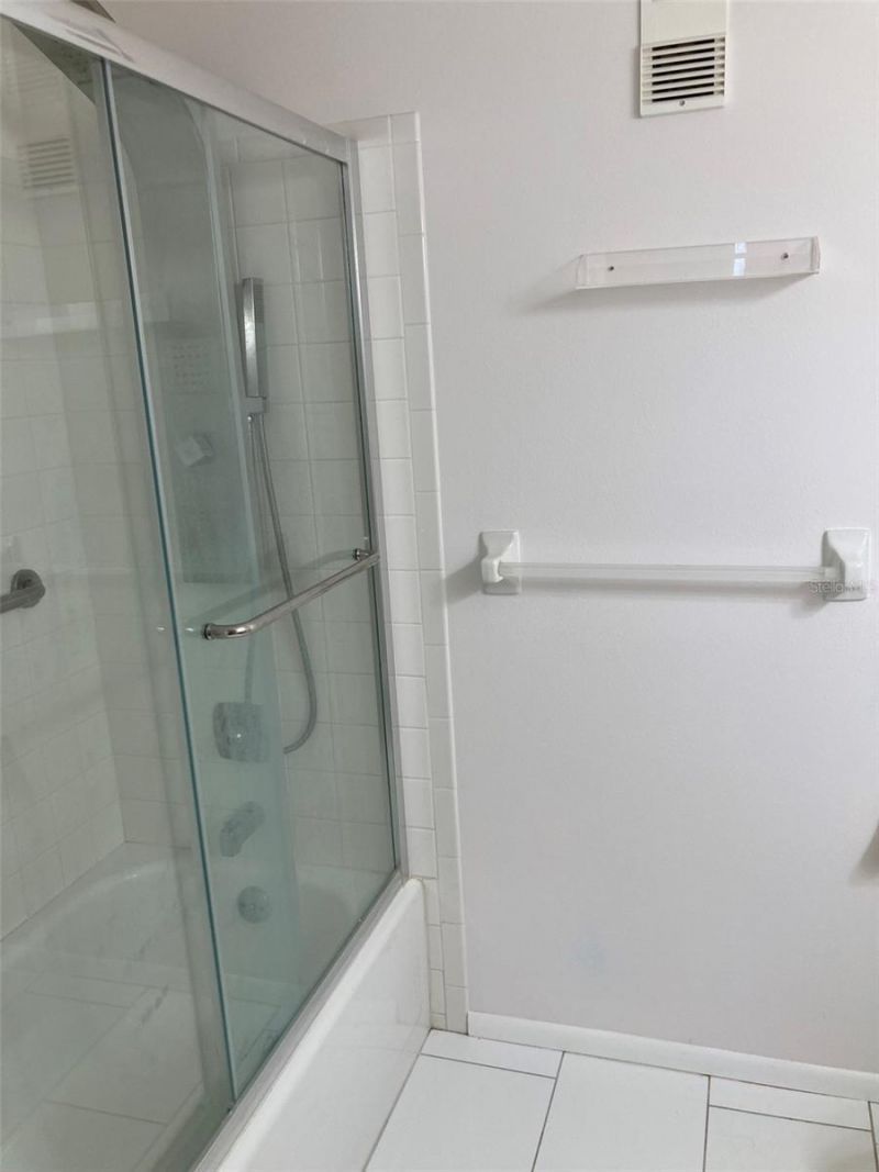 7975 58th Avenue N, Unit 408, Saint Petersburg, FL 33709 Photo