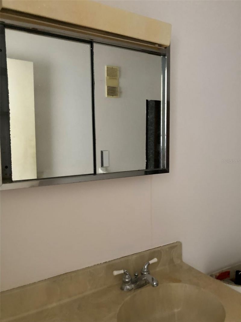 7975 58th Avenue N, Unit 408, Saint Petersburg, FL 33709 Photo