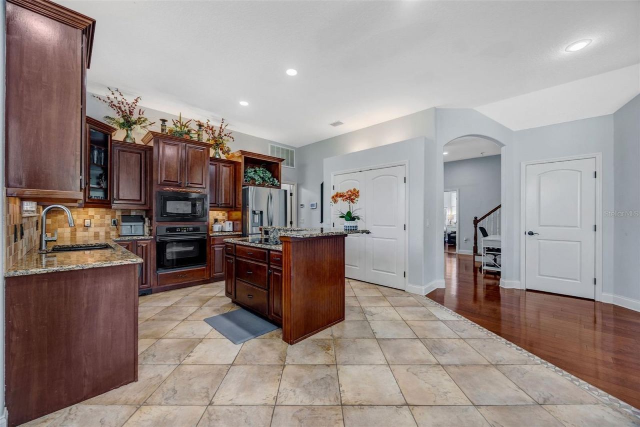 4303 Tokose Place , Lakeland, FL 33811 Photo