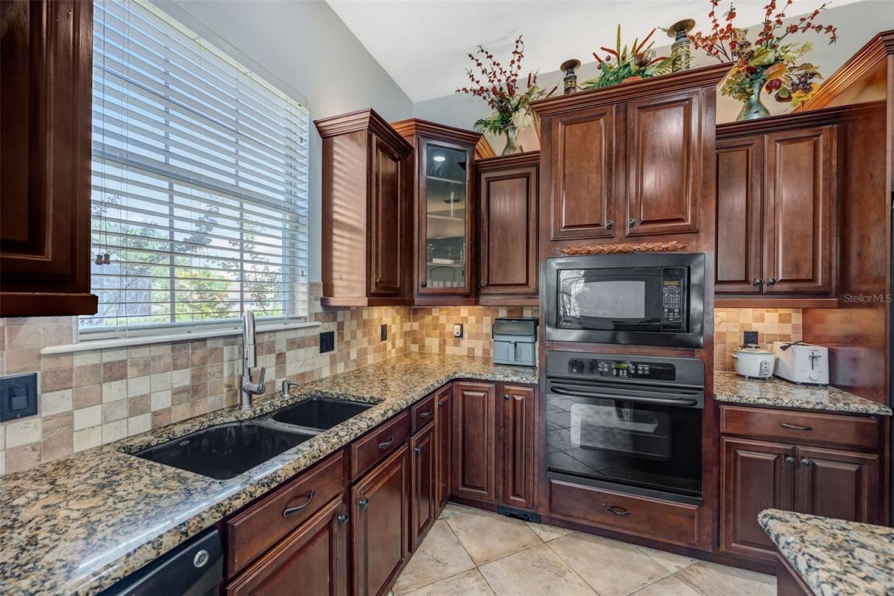 4303 Tokose Place , Lakeland, FL 33811 Photo