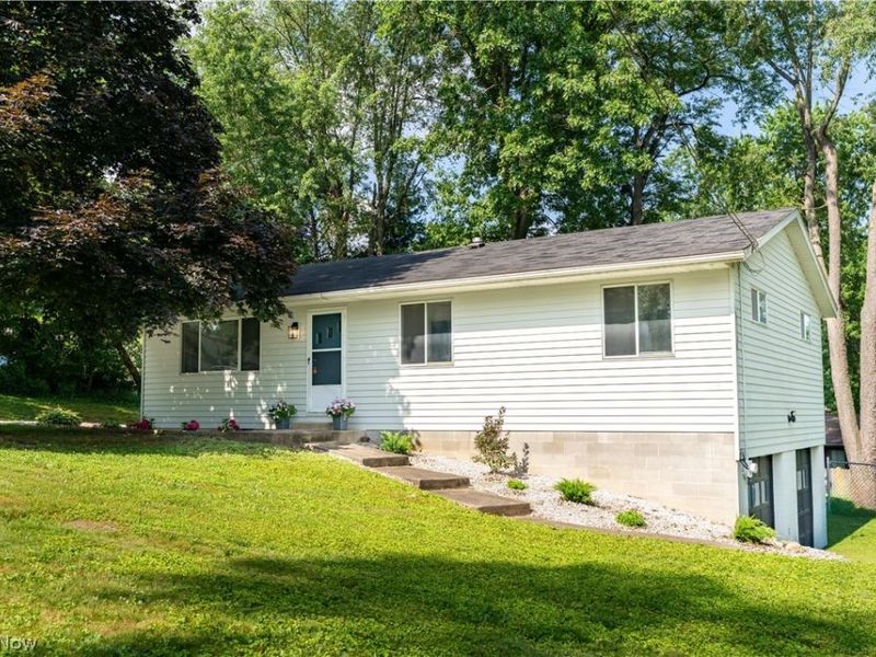 2992 Walbridge Drive, Akron, OH 44319 Photo 1