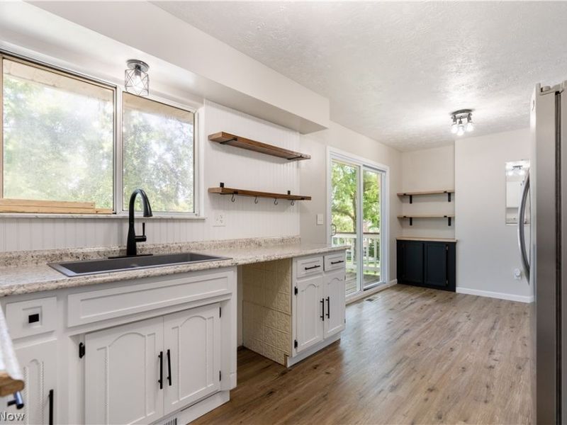 2992 Walbridge Drive, Akron, OH 44319 Photo 12