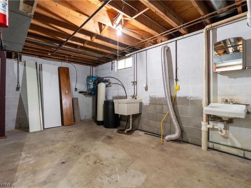 2992 Walbridge Drive, Akron, OH 44319 Photo 23