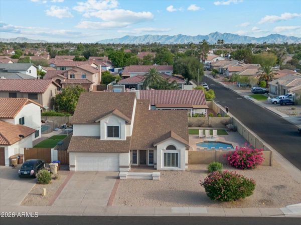 7233 W CORRINE Drive, Peoria, AZ 85381