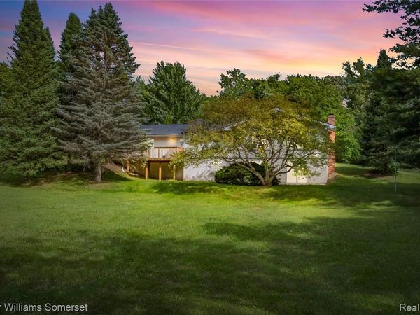 2344 Rochester Road, Addison Twp, MI 48367