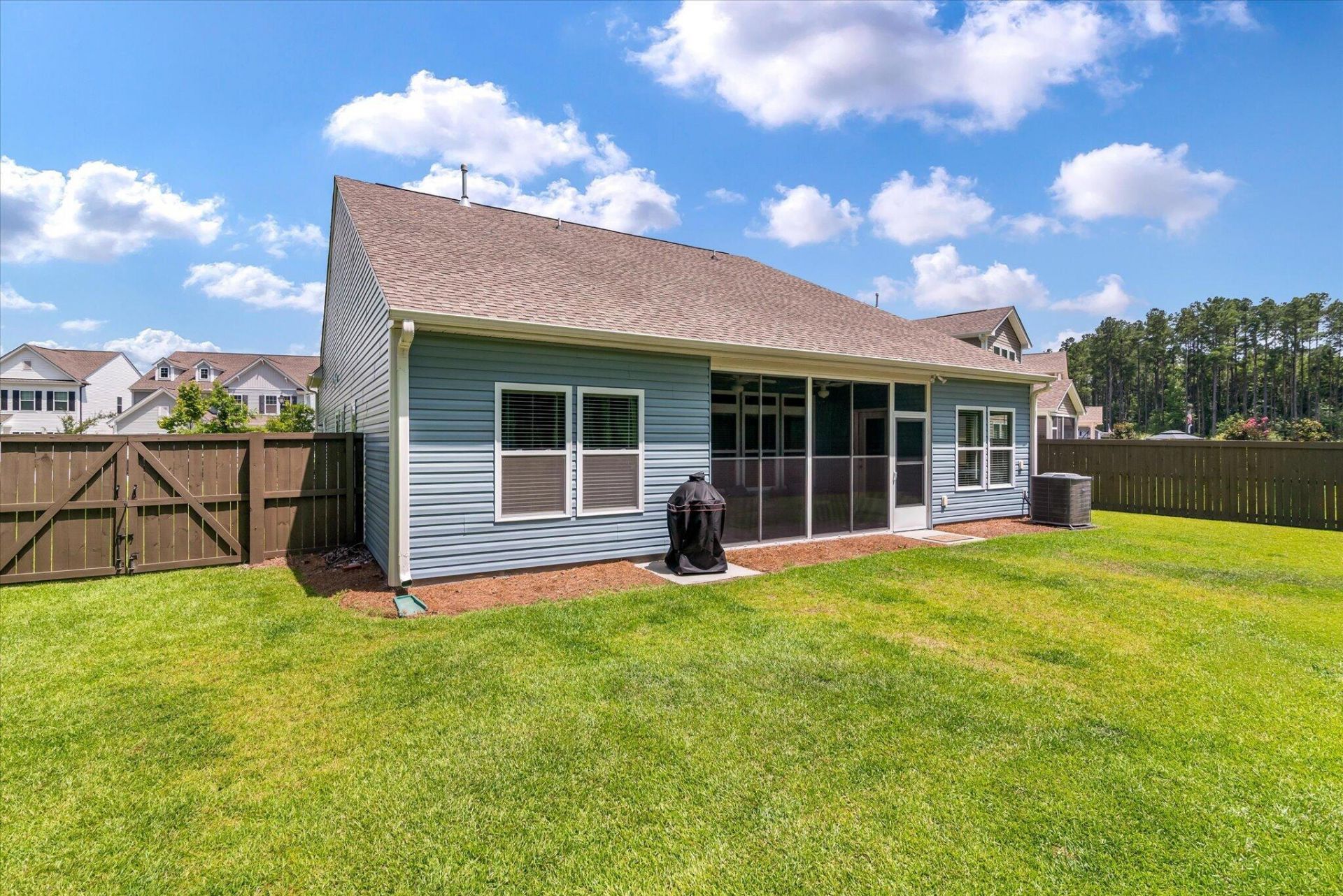 445 Fox Sparrow Court Photo 33