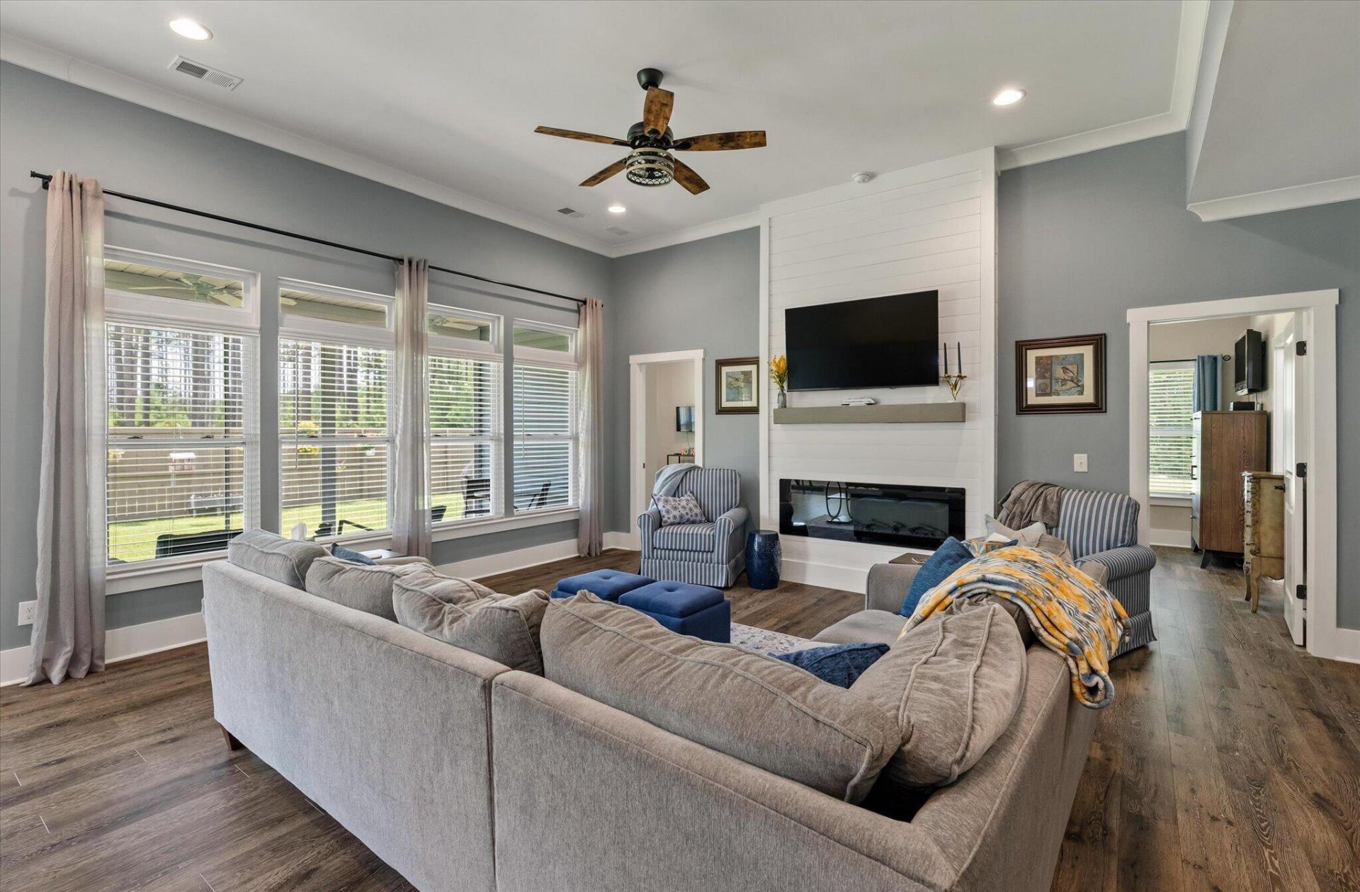 445 Fox Sparrow Court Photo 9