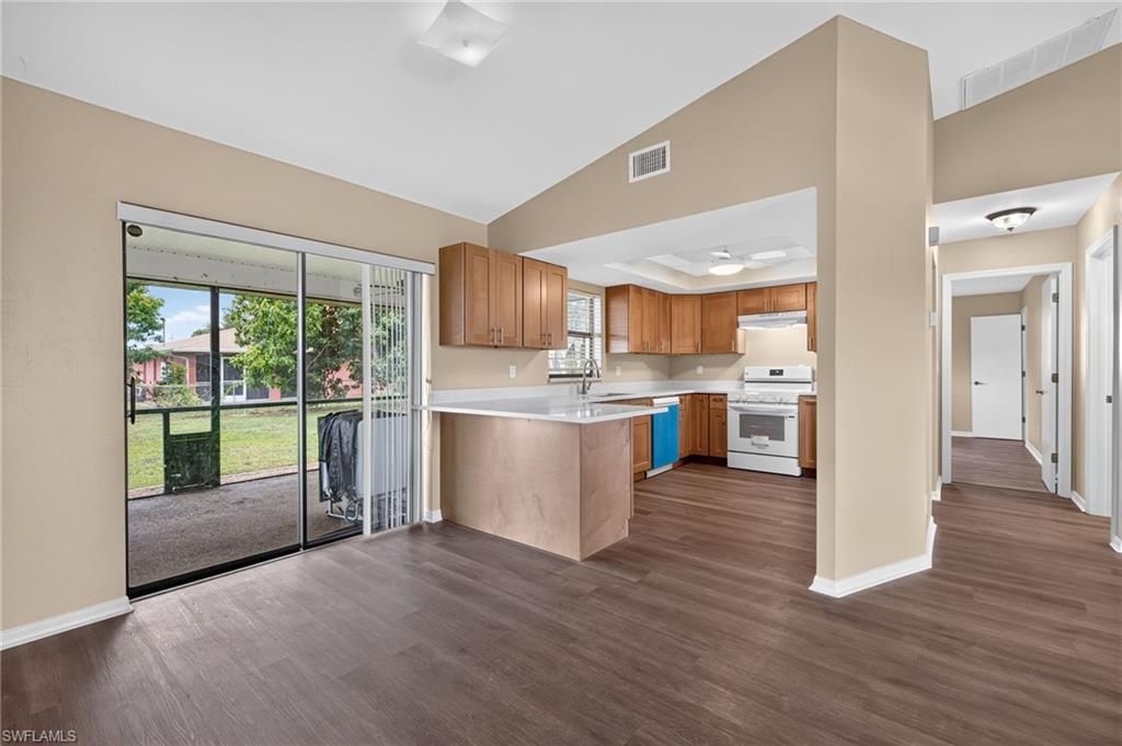 718 SW 35th Ter , Cape Coral, FL 33914 Photo