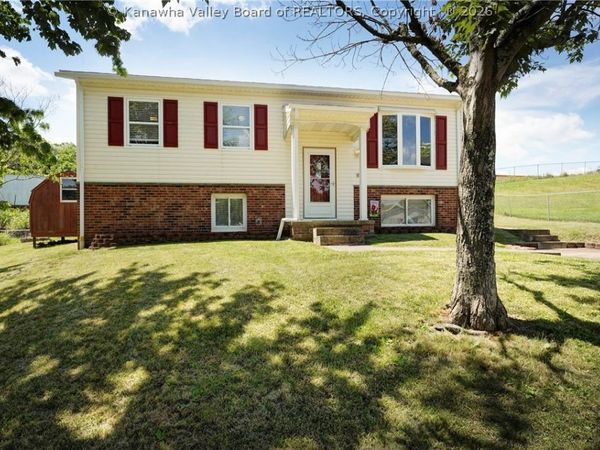 5216 Brackenrich Drive, Charleston, WV 25313