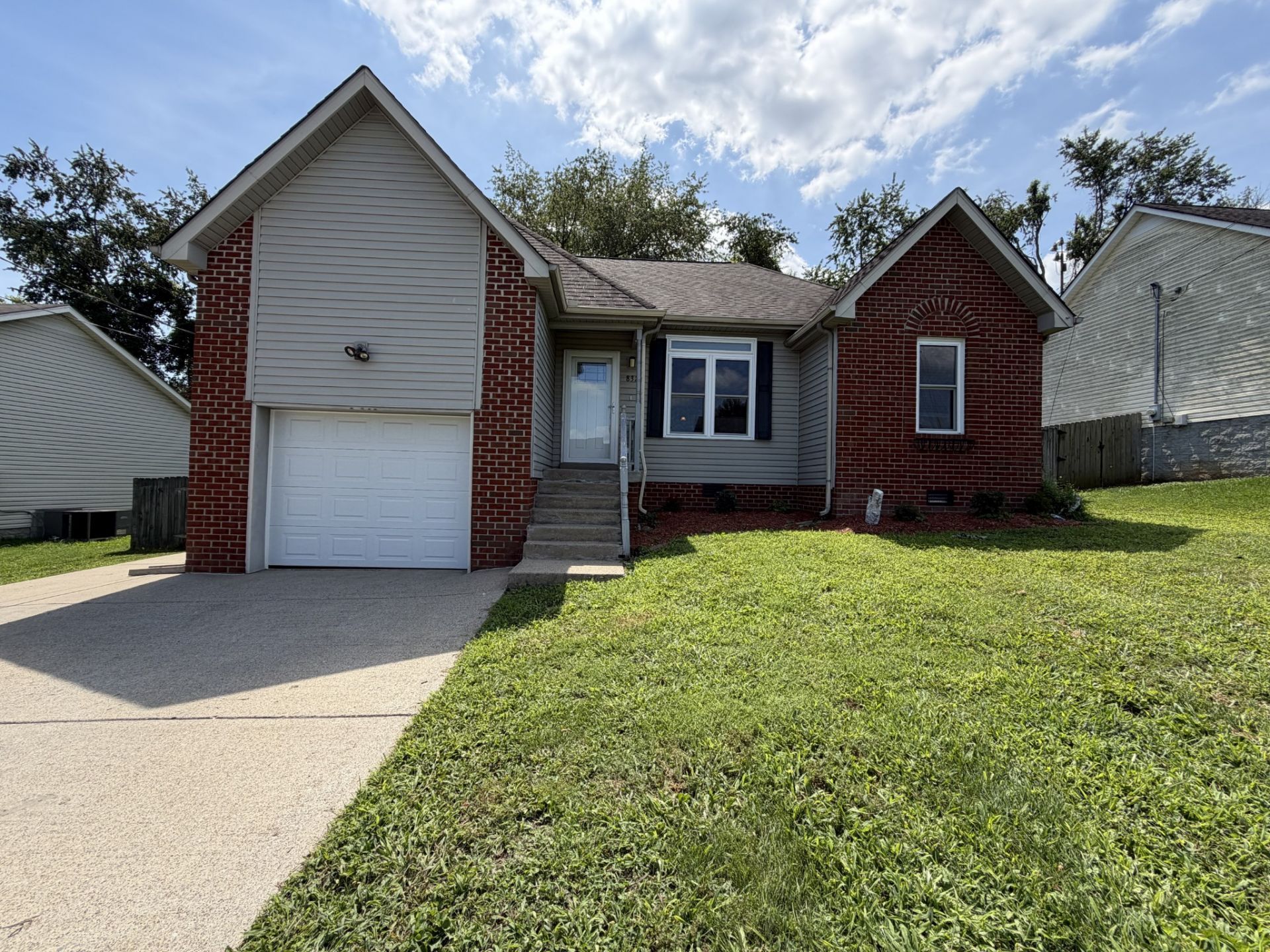 832 Stone Hedge Ct, Old Hickory, TN 37138 Main Photo