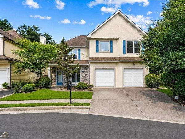 1366 Brookhaven Village Circle NE, Brookhaven, GA 30319