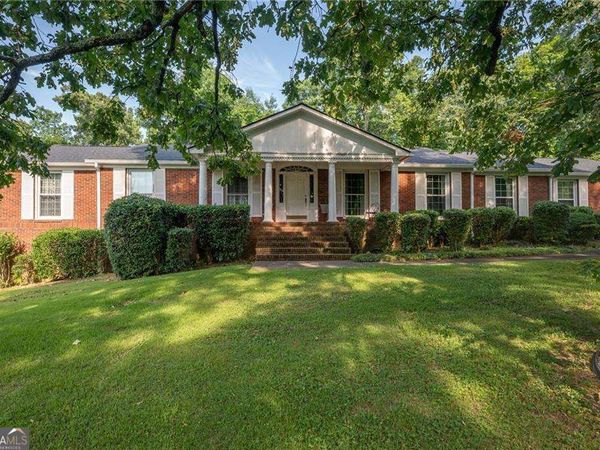 206 Sherwood Drive, Calhoun, GA 30701