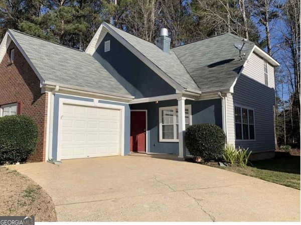 565 N Fairfield Drive, Peachtree City, GA 30269