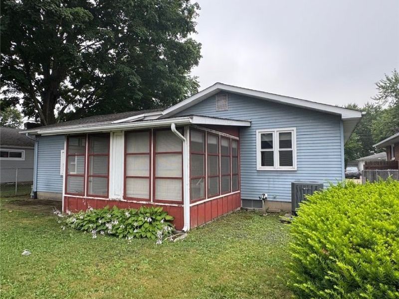 289 Middlefield Drive, Akron, OH 44312 Photo 5