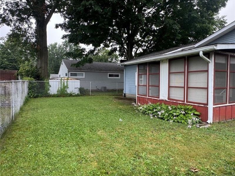 289 Middlefield Drive, Akron, OH 44312 Photo 8