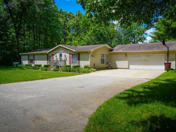 9339 Maple Hill Road, Howard City, MI 49329