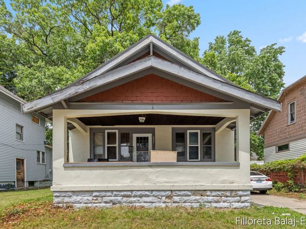 627 Watkins Street SE, Grand Rapids, MI 49507