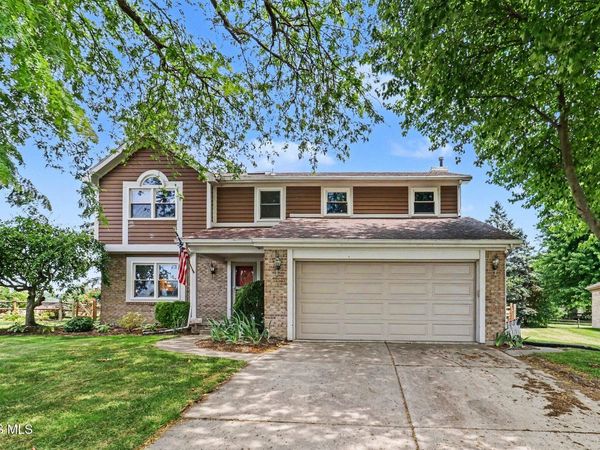 2227 Glenrose Lane , Maumee, OH 43537