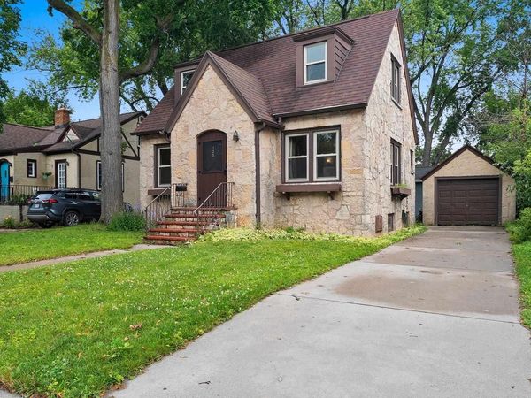225 GRAY STREET, Green Bay, WI 54303