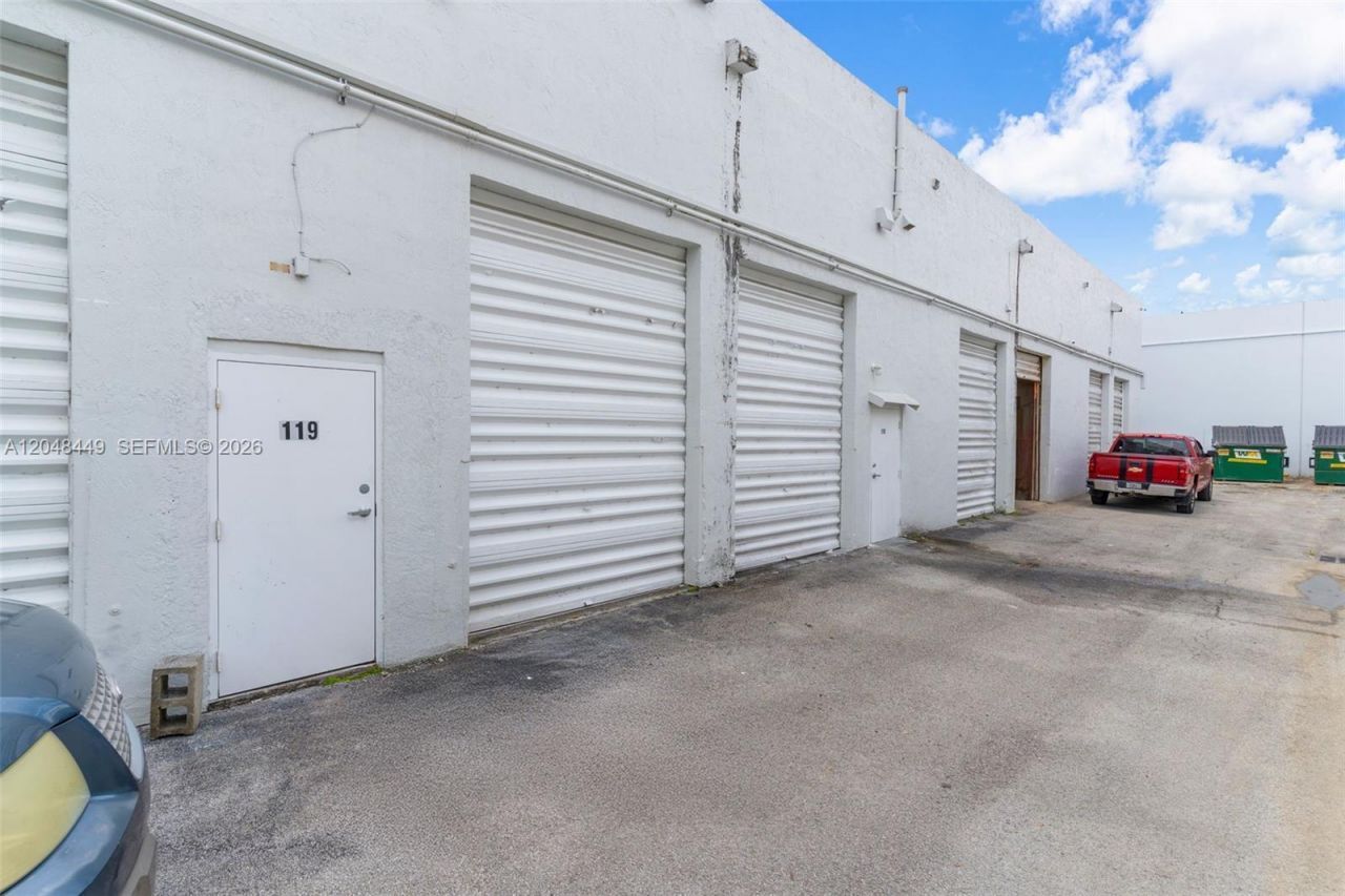 13380 SW 131st St, Unit 119, Miami, FL 33186 Photo
