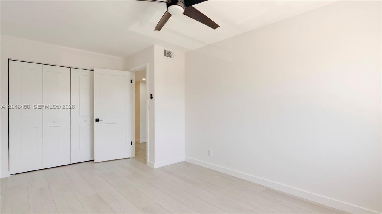 933 NE 24th Ave, Unit 169, Hallandale Beach, FL 33009 Photo
