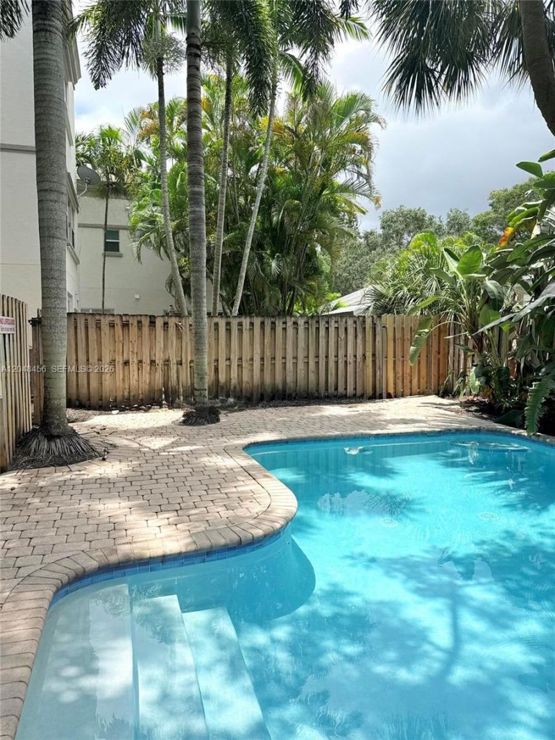 715 SW 4th Ave, Fort Lauderdale, FL 33315 Photo