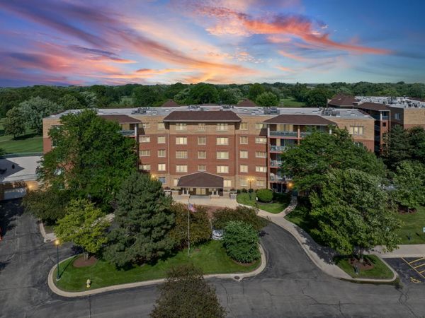 720 Creekside Drive , Unit 407B, Mount Prospect, IL 60056