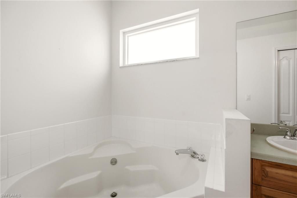 25521 Inlet Way Ct, Bonita Springs, FL 34135 Photo