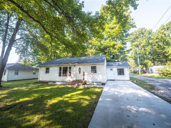 309 N Jackson Street , St James, MO 65559