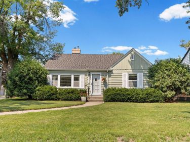 2854 Alabama Avenue S, Saint Louis Park, MN 55416