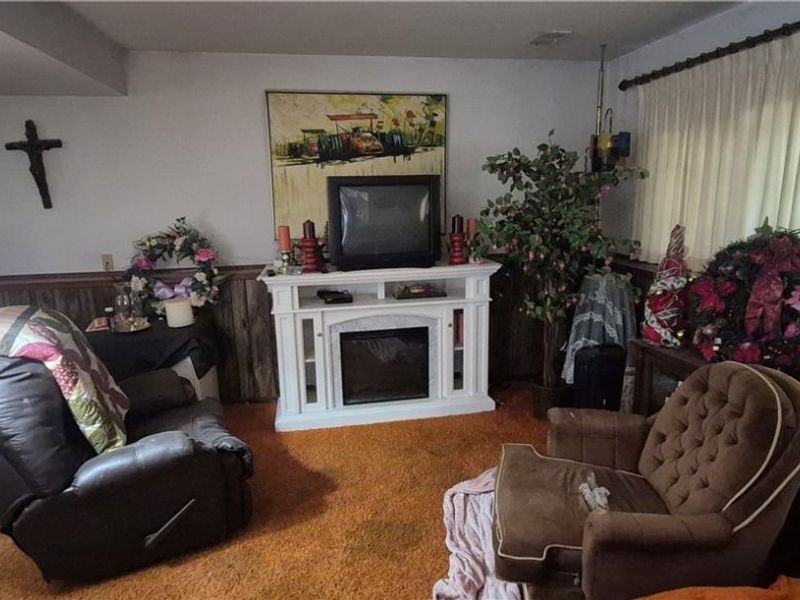 8415 Newcomb Drive, Parma, OH 44129 Photo 15