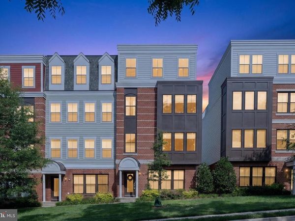 3957 OAK STREET , FAIRFAX, VA 22030