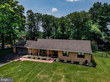 45 MULLIGAN DRIVE, ETTERS, PA 17319