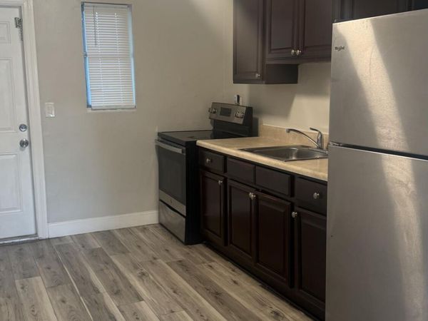 1025 13th Street, Unit 6, West Palm Beach, FL 33401