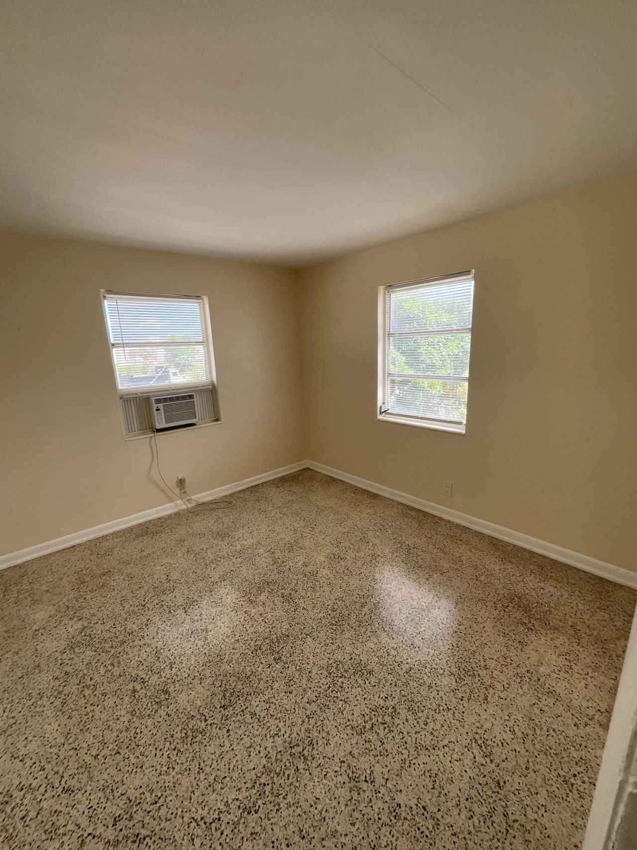 1025 13th Street, Unit 6, West Palm Beach, FL 33401 Photo