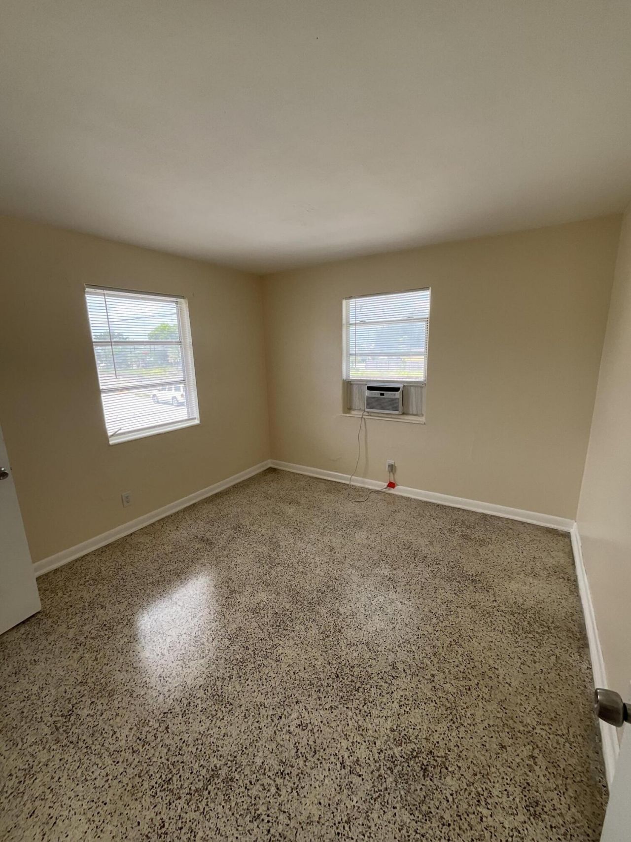 1025 13th Street, Unit 6, West Palm Beach, FL 33401 Photo