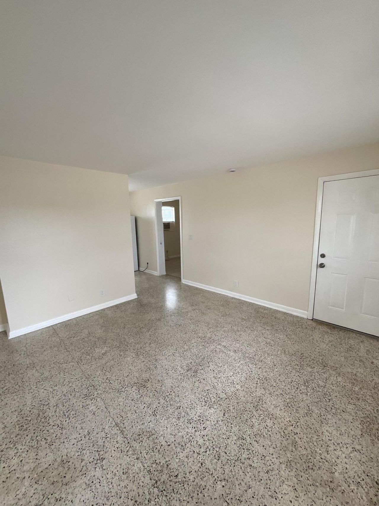 1025 13th Street, Unit 6, West Palm Beach, FL 33401 Photo