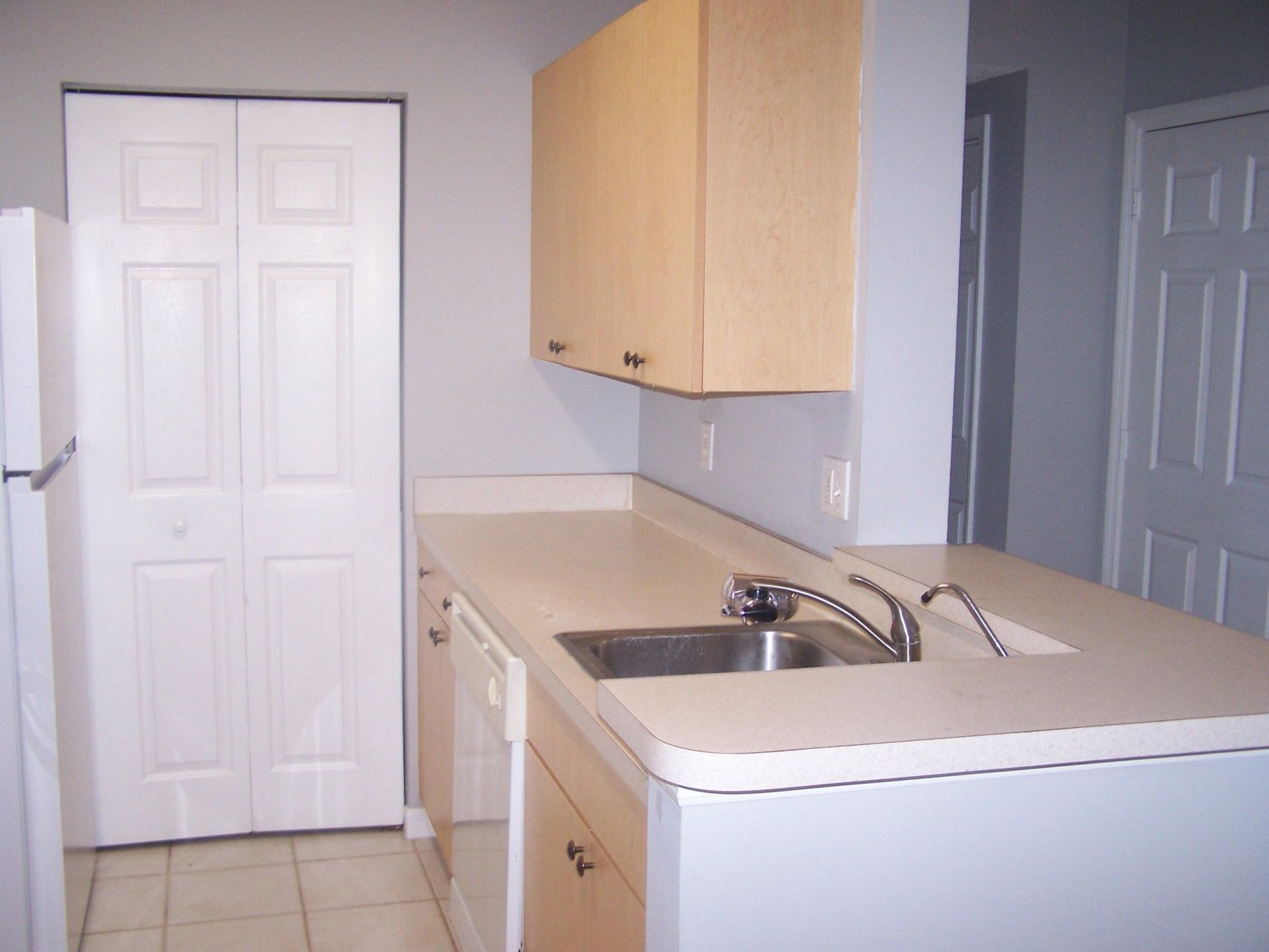 10360 Fox Trail Road S, Unit 1601, Royal Palm Beach, FL 33411 Photo