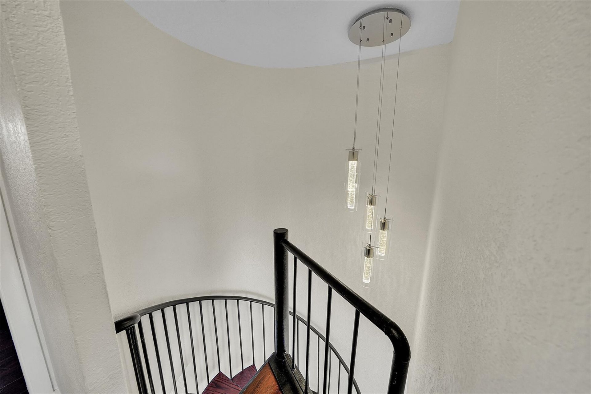 650 Tennis Club Drive, Unit 305, Fort Lauderdale, FL 33311 Photo