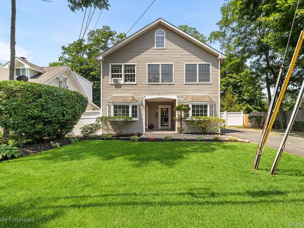 10 Clifton Place , Port Jefferson, NY 11776