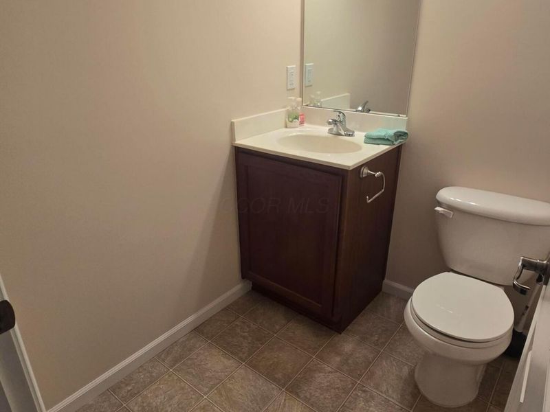 185 W Case Street , Powell, OH 43065 Photo 25