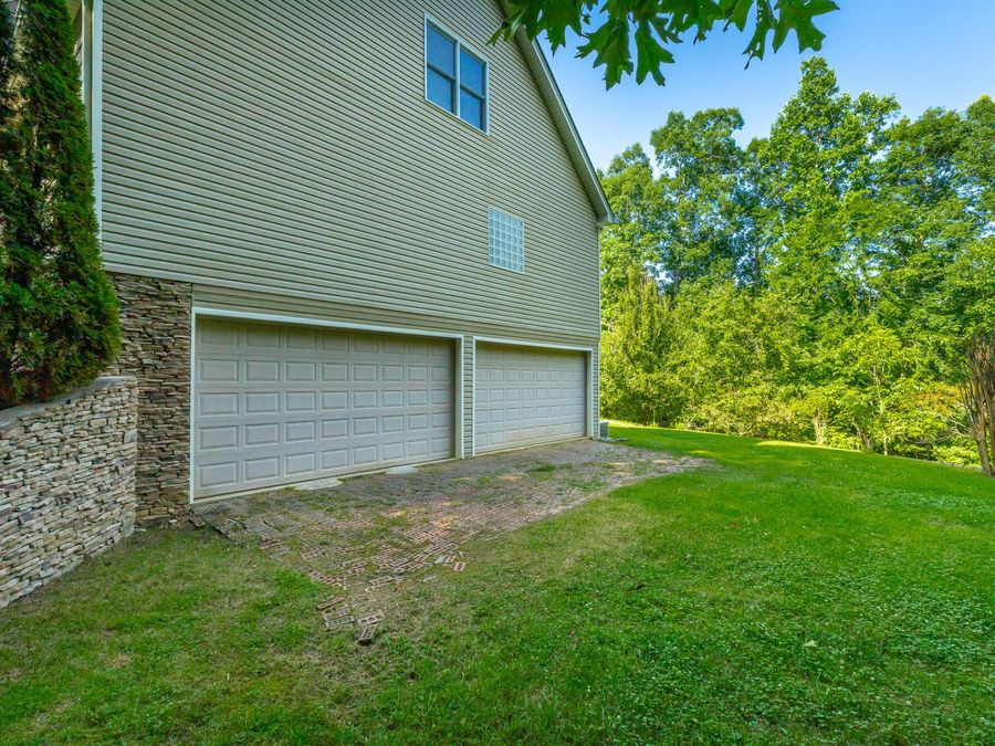 Property Image 95