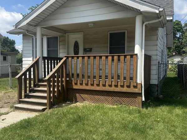 128 Grace Street , Michigan City, IN 46360
