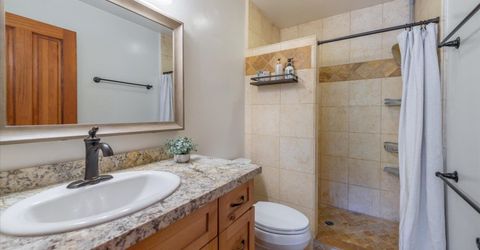 10260 Schaffer Drive, Truckee, CA 96161 Photo