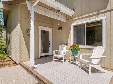 10260 Schaffer Drive, Truckee, CA 96161 Photo