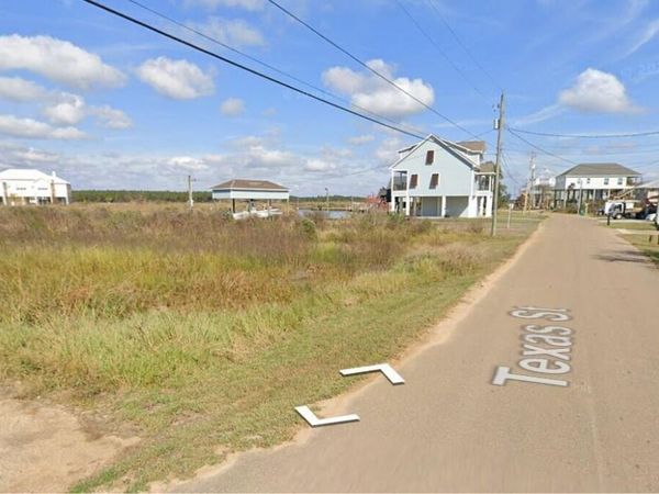 11289 Texas Street, Bay Saint Louis, MS 39520